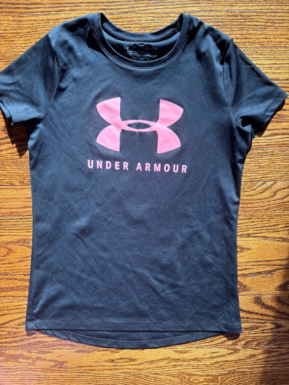Under Armour Girls' Black Tee with Pink Logo size Large